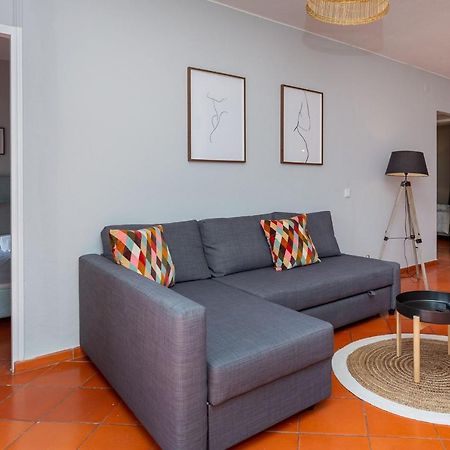 Gorgeous 2Bdr Apartment W/Patio & Pool By Lovelystay วิลาโมรา ภายนอก รูปภาพ