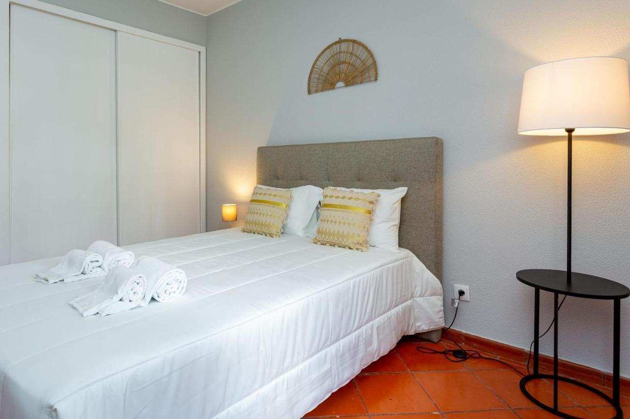 Gorgeous 2Bdr Apartment W/Patio & Pool By Lovelystay วิลาโมรา ภายนอก รูปภาพ