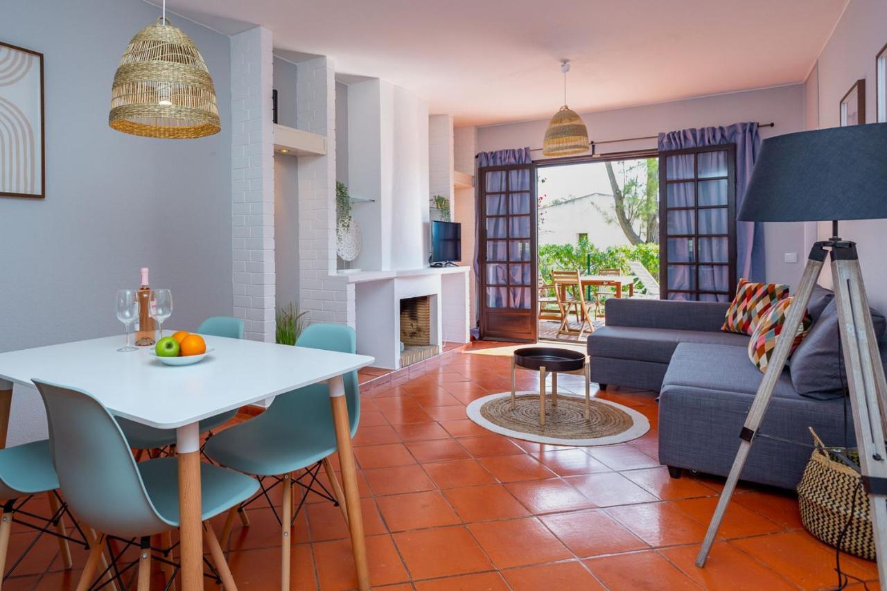 Gorgeous 2Bdr Apartment W/Patio & Pool By Lovelystay วิลาโมรา ภายนอก รูปภาพ